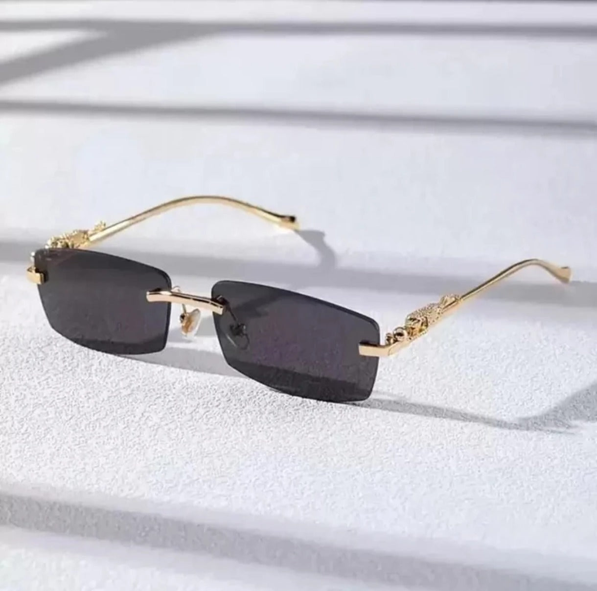JAGUAR RIMLESS GOLDEN BLACK