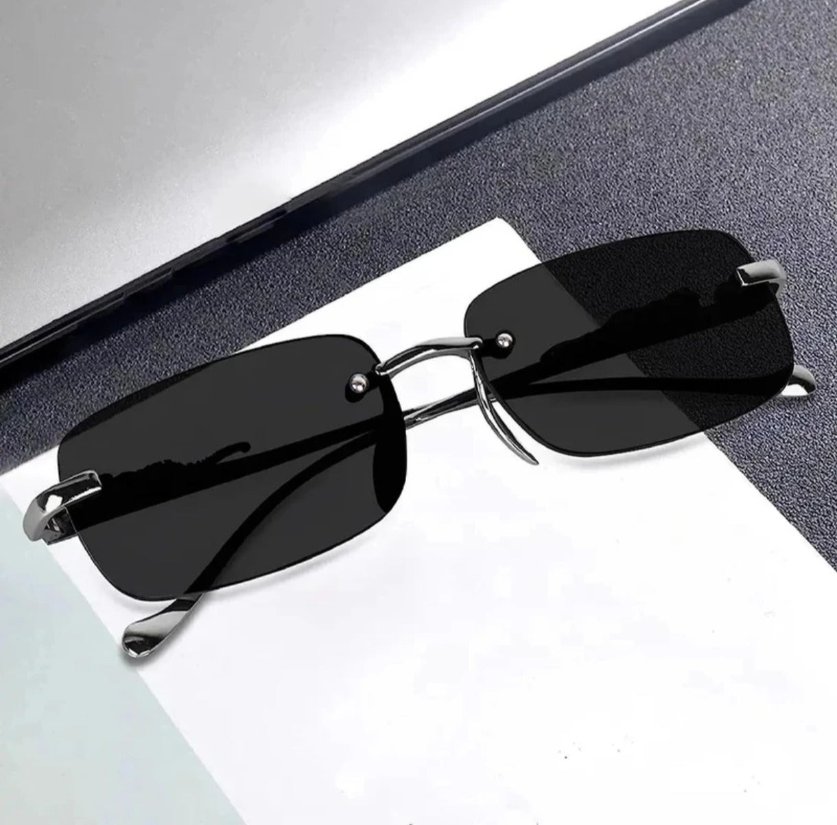 JAGUAR RIMLESS SILVER