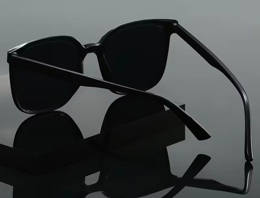 Cateye Big Wayfarer Black Sunglasses