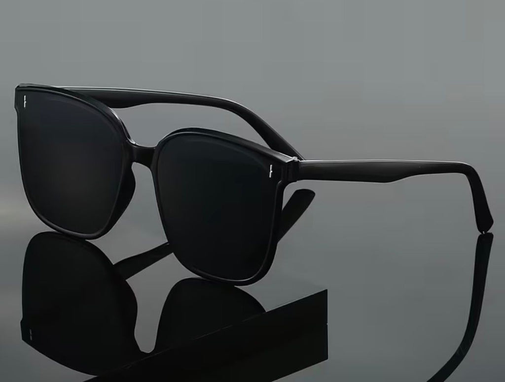 Cateye Big Wayfarer Black Sunglasses