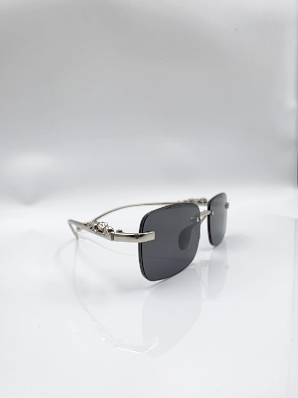 JAGUAR RIMLESS SILVER